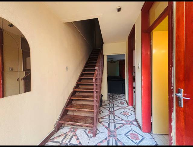 4 BEDROOM DUPLEX FOR SALE IN ARCADIA